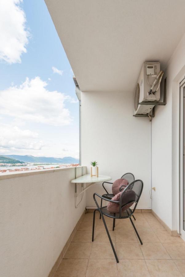 The Best Old Town View Apartment, 5 Min Walk, Parking トロギール エクステリア 写真